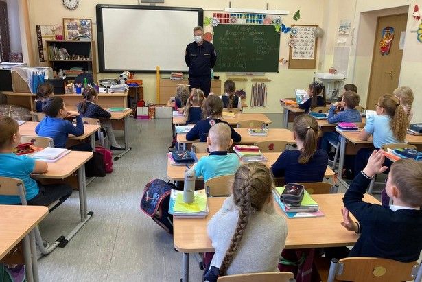 Зеленоградских школьников учат действовать в чрезвычайных ситуациях