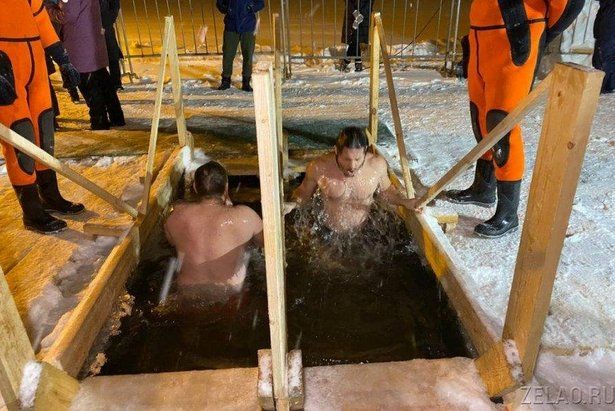 На территории Зеленограда прошли Крещенские купания
