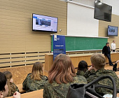 Ученики крюковской школы узнали, как не стать жертвой киберпреступников