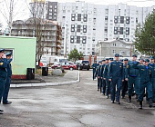 Переход на летнюю форму одежды у зеленоградских спасателей прошел без замечаний