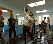 Спортсмены «Фаворита» сразились на турнире по гиревому спорту